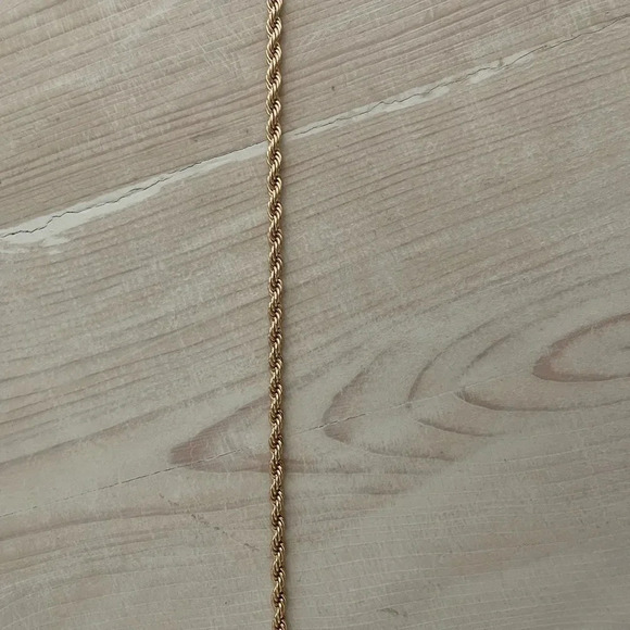 Necklace - Picture 2 of 5